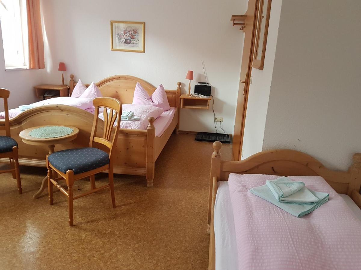 Gasthaus Und Hotel Peterhaensel Spechtsbrunn Dış mekan fotoğraf